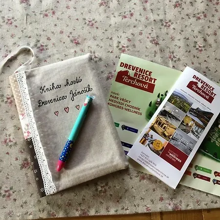 בית כפרי Drevenica Janosik טרצ'ובה